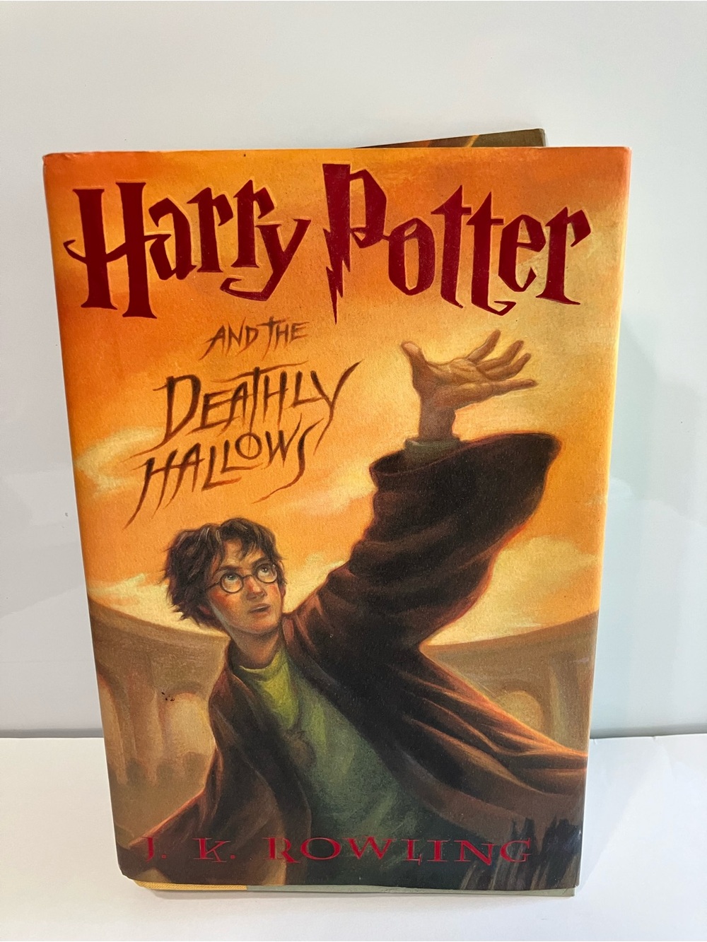 Harry Potter And The Deathly Hallows hardcover First Edition